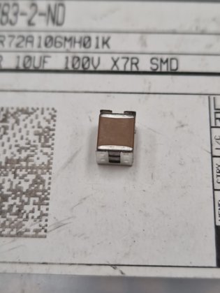 村田製作所 特級セラミックコンデンサ 10UF 100V 20%