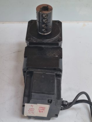 ormec mac-de011c2/i 伺服电机，带贝赛德ra90-010精密减速器（br5.2）。