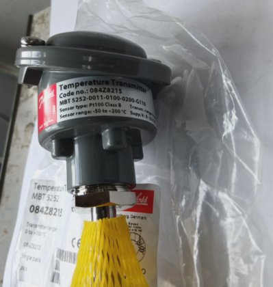 DANFOSS 084Z8215 MBT5252 TEMPERATURE TRANSMITTER