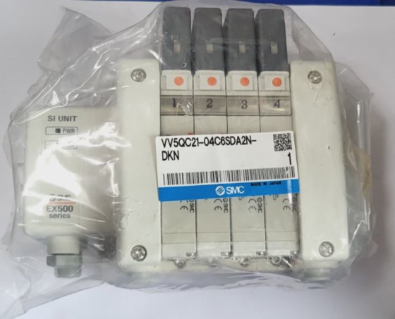 SMC VV5QC21-04C6SDA2N-DKN 5通电磁阀底座（BR3.6B8）