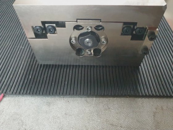 丹纳赫精密系统 280 毫米滑块轨道 327 毫米整体线性执行器