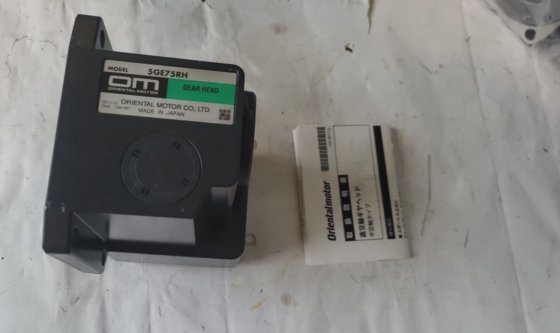 オリエンタルモーター 5GE75RH ギアヘッド (R2S8.5)