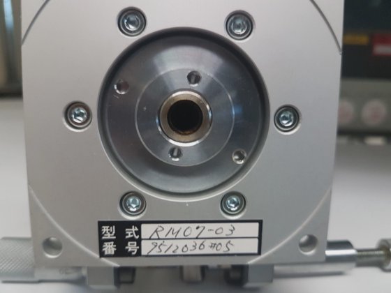 神津ロータリーRM07-03と神津リニアXYステージ