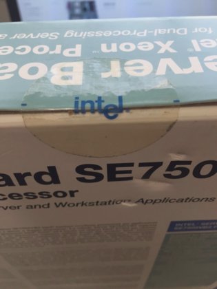 英特尔服务器主板 SE7505VB2 全新密封盒装