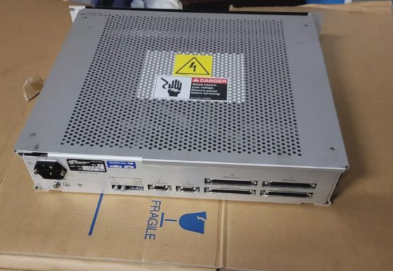 VARIAN E11091690 REV B Contrôleur