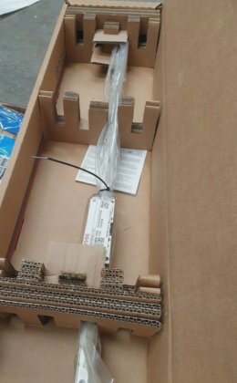 thk hsr15r2uu+710l リニアレール、キャリッジ付き (rbd0.3)