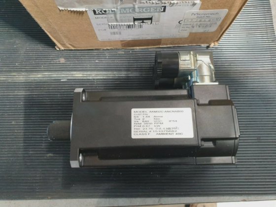 KOLLMORGEN AKM32C-ANCNAB00 SERVO MOTOR (r3s7.7)