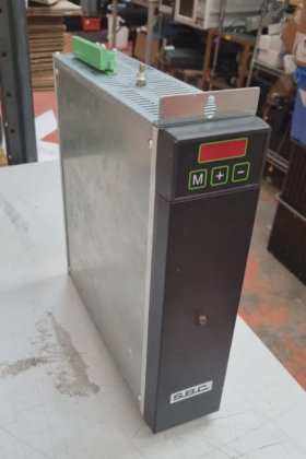 SERVO DRIVE PARKER HPD5N (AUC.2)