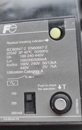 FUJI SG203BAUL 175A 漏电断路器 (R2S8.1)