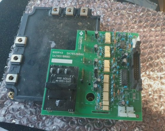 三菱 PM200RSA060 电源模块，带住友 SSDRV2 SA765366AX