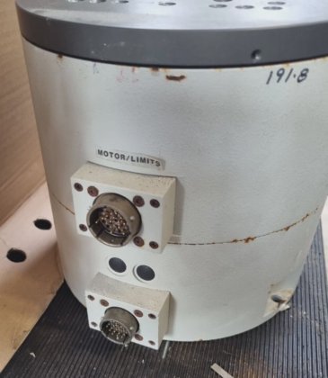 航空技术公司ADR200-10-R10旋转台（BR6.1）。