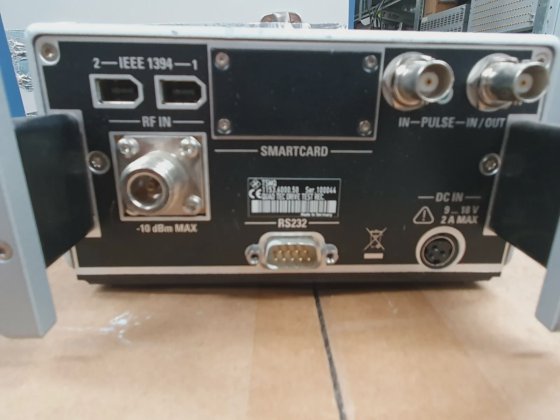 ROHDE & Schwarz TSMQ 1153.6000.50无线电网络分析仪。联邦快递发货