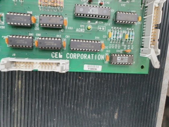 CEM公司F58636控制板（R3S8.1B2）。