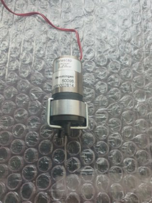 THOMAS G24/02EB 无油旋片压缩机/真空泵 (IN6S1)