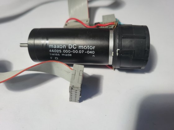 MAXON 44.025.000-00.07-040 MOTOR DC COM