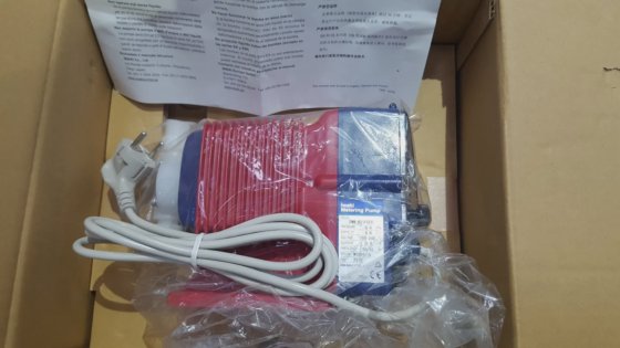 イワキ EEWN-B21Fcer メータリングポンプ (BR6.4)