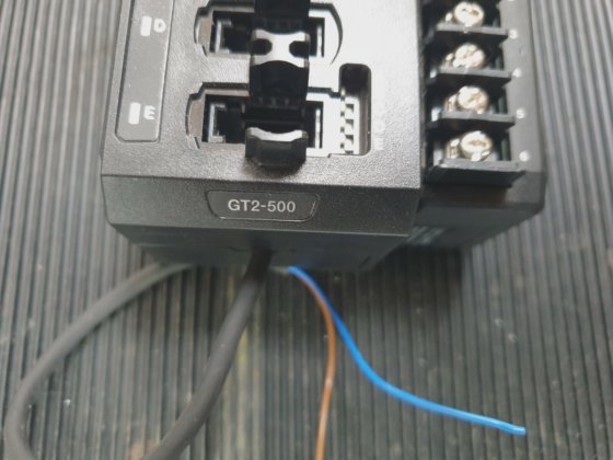 KEYENCE GT2-500 放大器，带 DL-RS1A 界面单元