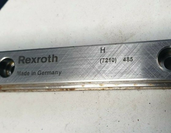 REXROTH 7210 485 840mm LINEAR RAIL W/ X2 R162211320 Linear Bearing ...