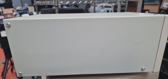 TTI TGR1040 1GHzシンセサイザーRF信号発生器。フェデックスまたはDHL発送。