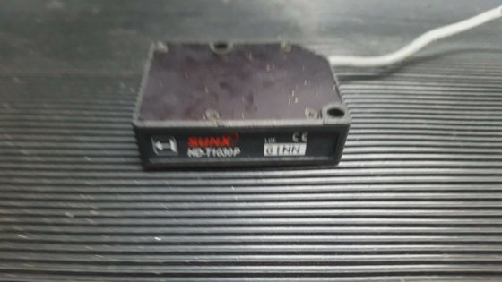 SUNX HD-T1030P传感器（IN20S1B3）。