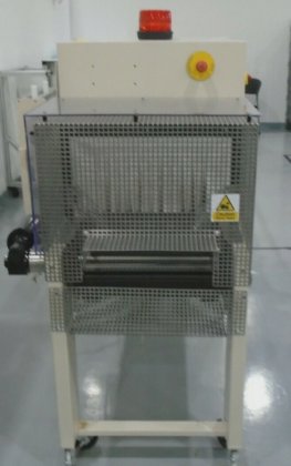 ベルコSTC2520Cシュリンク包装システム（Lシーラー、ファンシュリンクトンネル付き