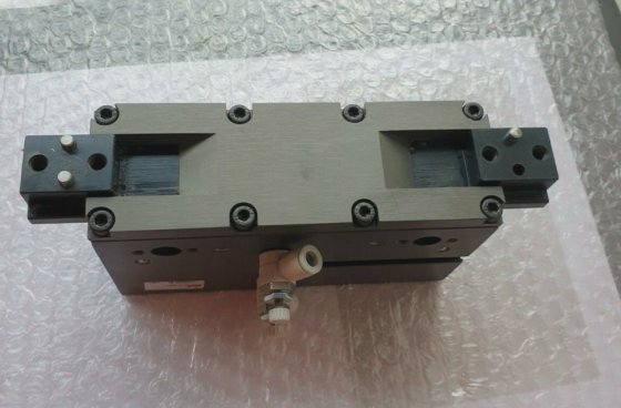 PHD GRC141-2-0041 平行抓取器（R5S1.4）。