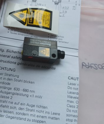 BAUMER OHDK10P5101/S35A 反射型センサー (BR4A.6B4)