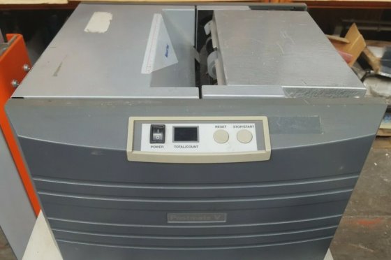 华大系统Postmate V台式压力封口机（Auct）。