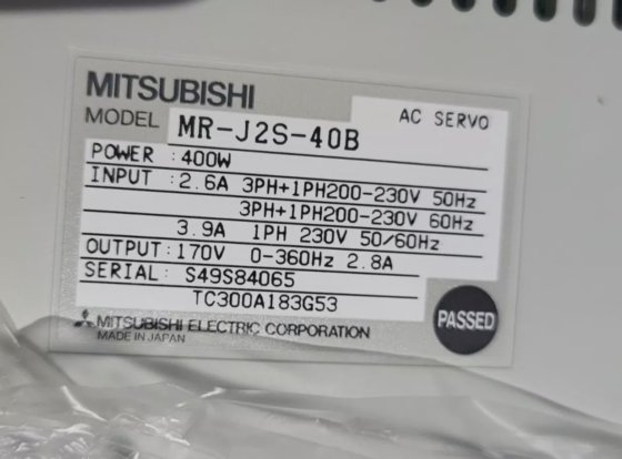 三菱 MR-J2S-40B 交流伺服驱动器（U8.6）