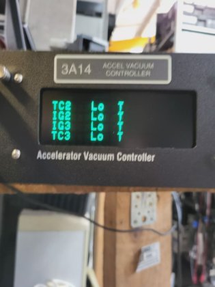 バリアン E11091680 B1 加速器真空コントローラー((BR1.7))