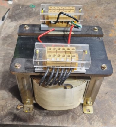 顺昌电气 5KVA 变压器 (电机架)