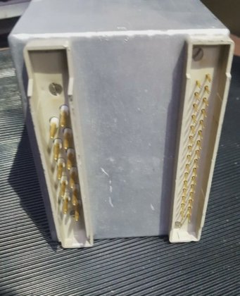 SIEMENS M4000-E J10-043 电机设定点调整器（（IN18S1B2））。