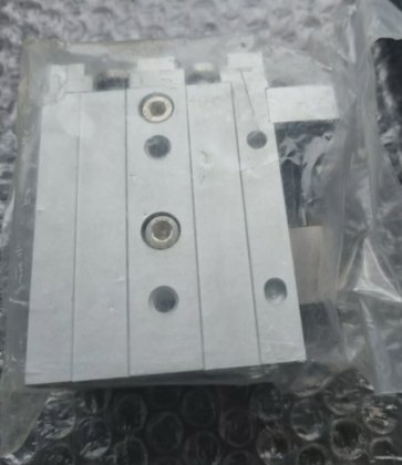 smc mxs16l-20bs 气动气缸 (br6.3b6)