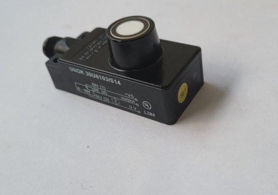 BAUMER UNDK30U6103/S14 ULTRASONIC SENSOR (in8s1b2)