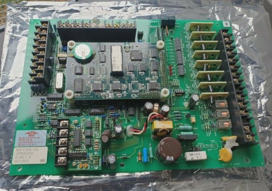 住友 REX-C3300-CS4 JA762528CD 温控卡（R1S12.7B1）