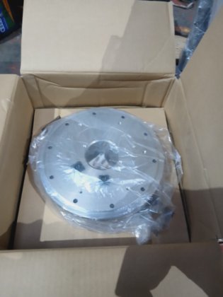 安川 SGMCS-35E3B11 伺服电机 (BR4b.2)