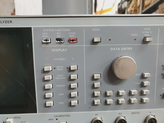 WILTRON 561 SCALAR NETWERKANALYSATOR (RBD7.2)