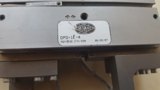 DE-STA-CO DPG-10-4 气动夹持器，带 (X2) SMC