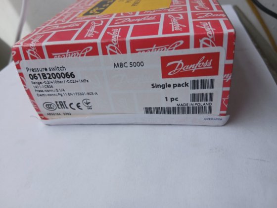 丹佛斯 061B200066 MBC5000 压力开关 (BR4A.6B9)
