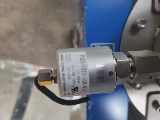 島津TMP-203Mターボ分子ポンプとフジBV-4AX0-HFスロットルゲートバルブ