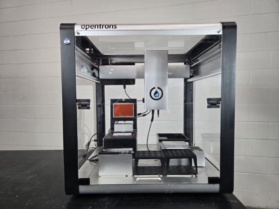 Opentrons OT2 Liquid Handler for Laboratory Automation with Variable ...