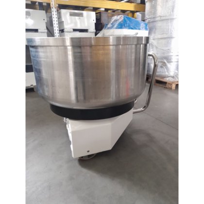 搅拌机 SMR 450 手推车上的碗