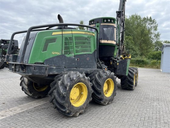 2017 John Deere 1270G