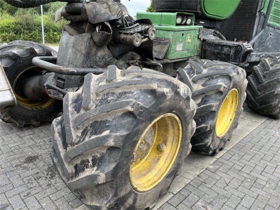 2017 John Deere 1270G