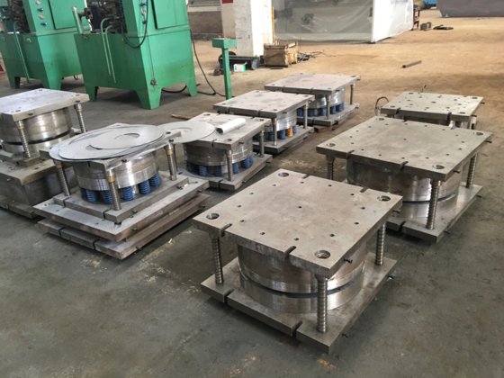 压模和模具 压模和模具