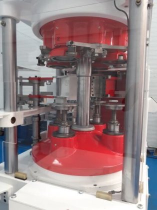 ブレマ・アウエ・キーヴ 160