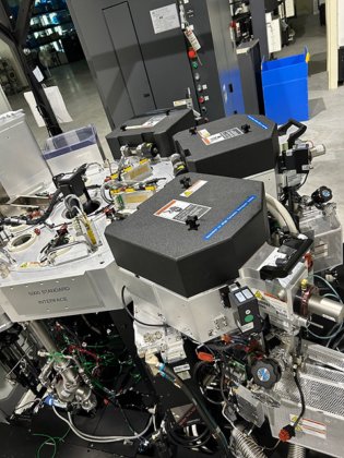 2000 AMAT CENTURA DXZ