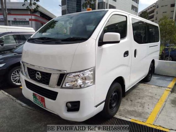 nissan caravan minibus