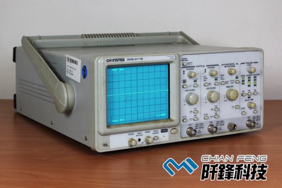 100MHz, 2-channel 便攜式示波器
