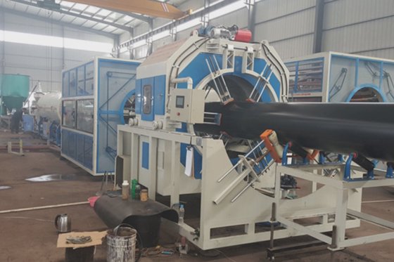 聚乙烯（PE）保温钢管生产线